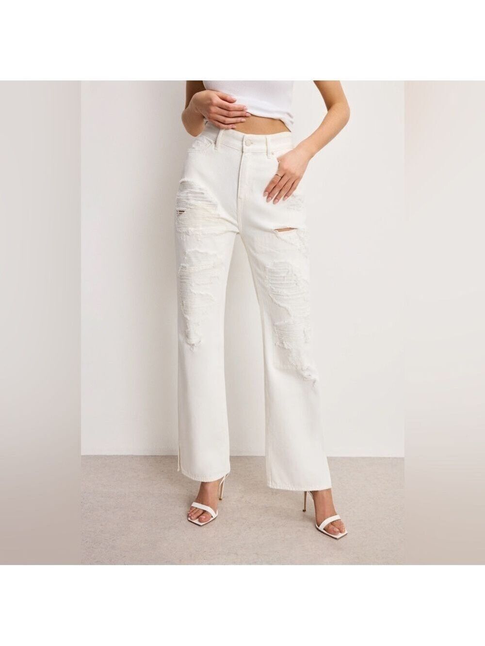 Good American Khloe Jeans